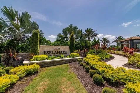 5451 Lago Maggio Street Sarasota FL 34238