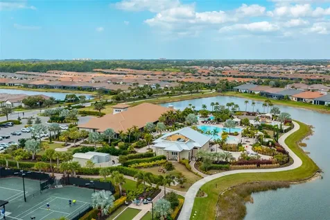 5451 Lago Maggio Street Sarasota FL 34238
