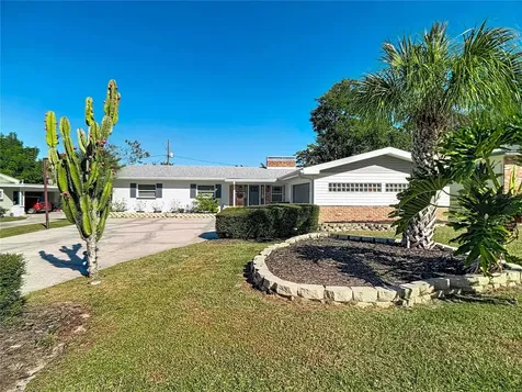 807 Avenue L SE Winter Haven FL 33880