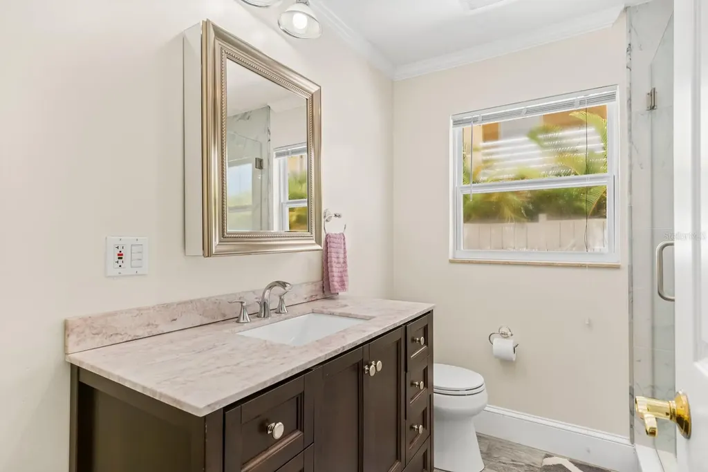 11240 7th Street E Treasure Island FL 33706