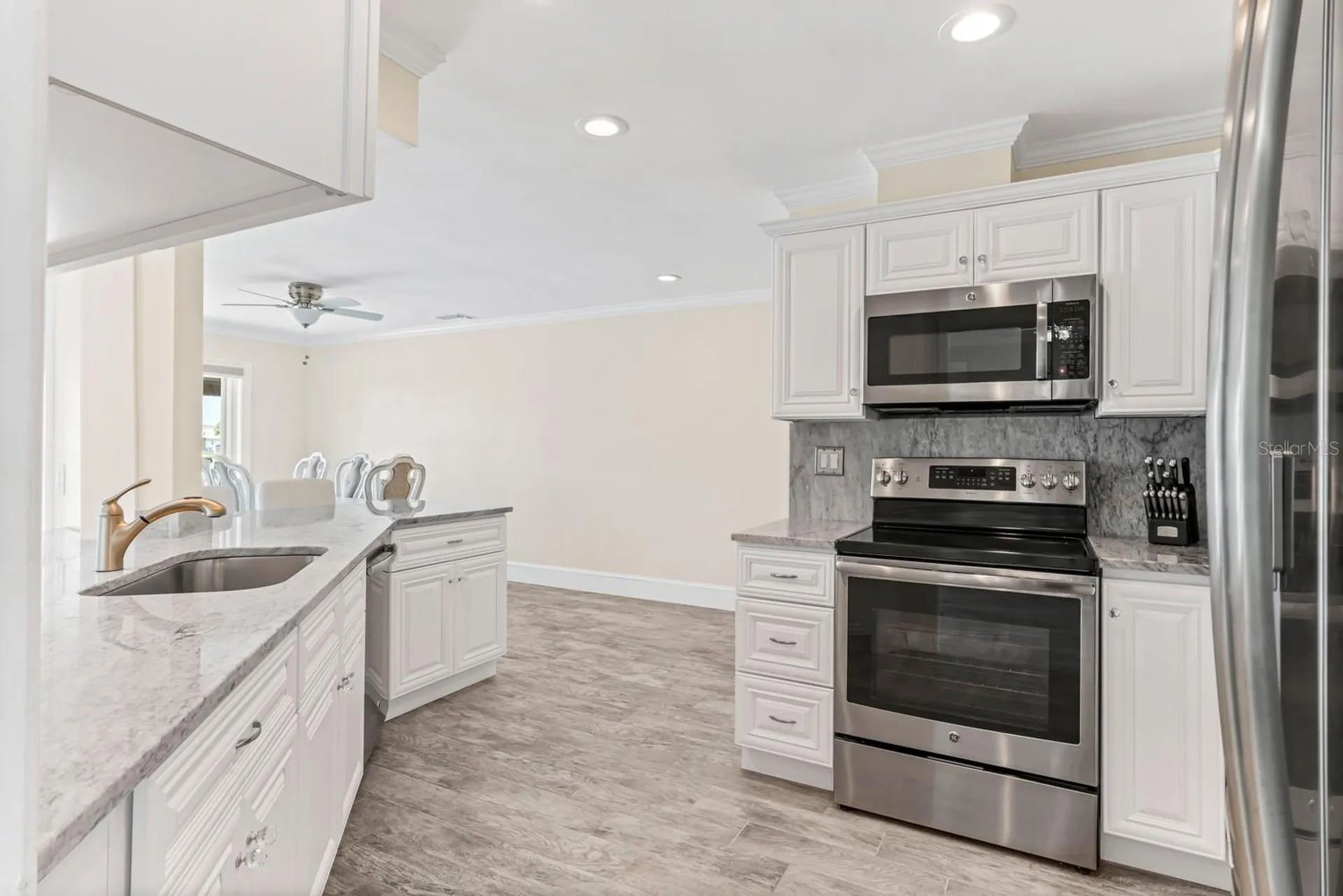 11240 7th Street E Treasure Island FL 33706