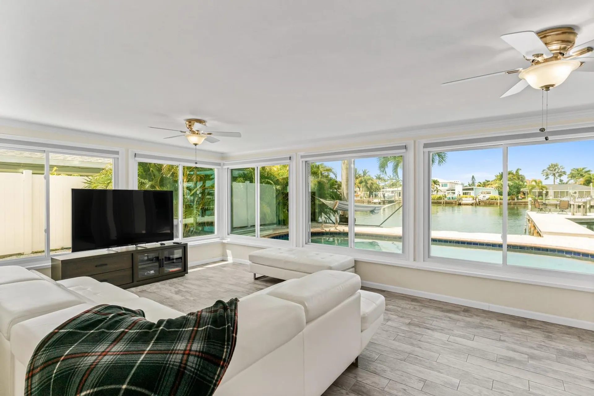 11240 7th Street E Treasure Island FL 33706
