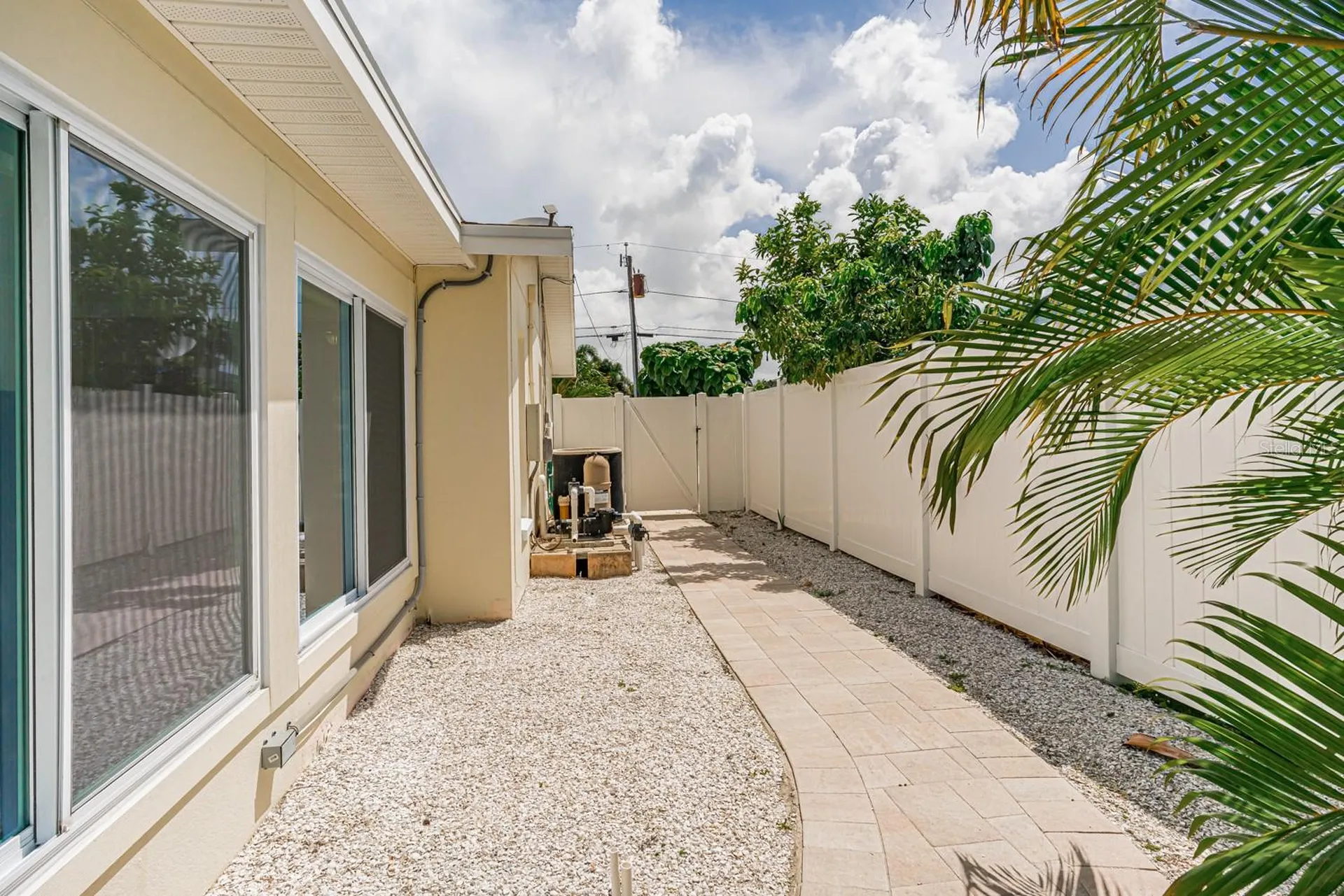 11240 7th Street E Treasure Island FL 33706