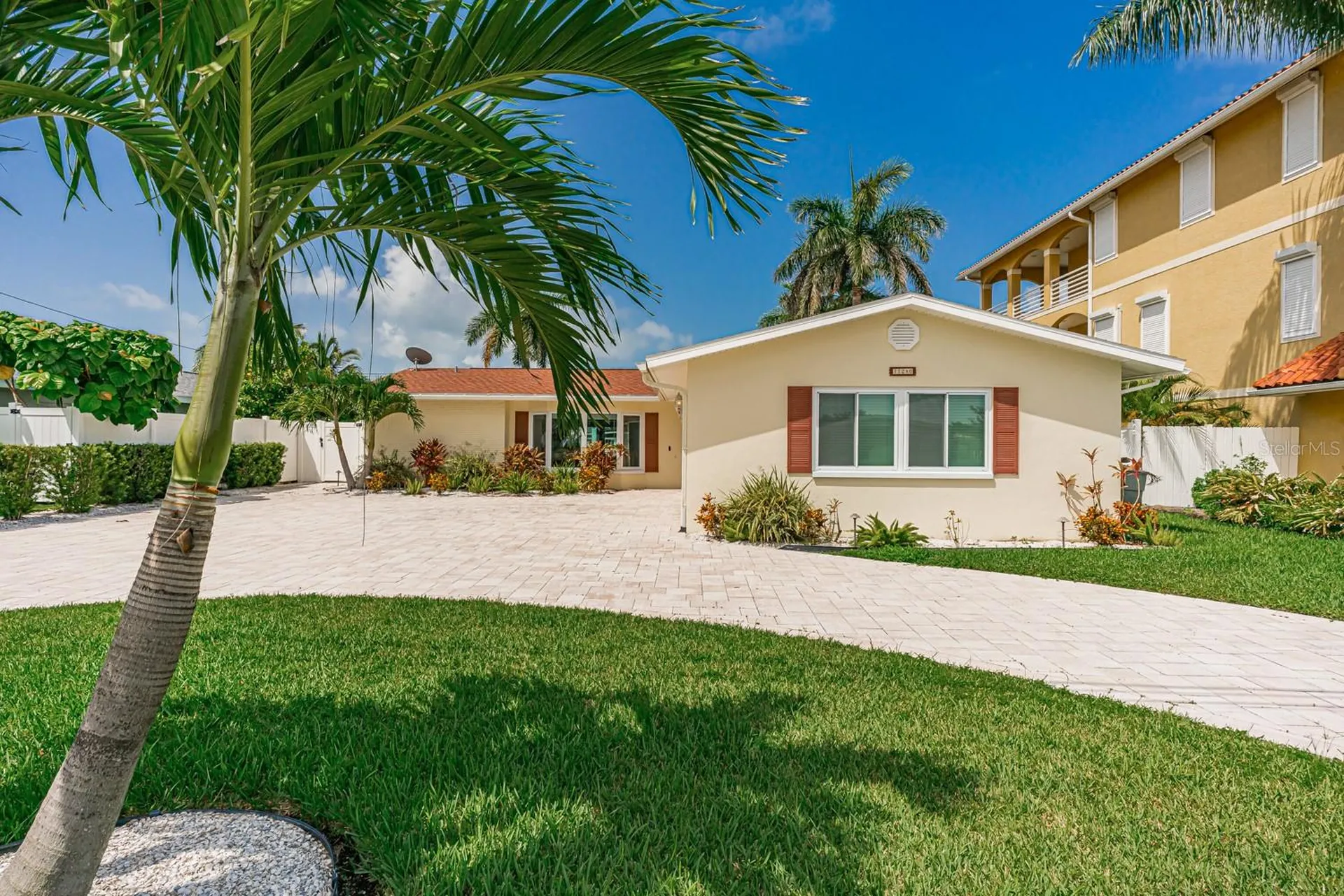 11240 7th Street E Treasure Island FL 33706