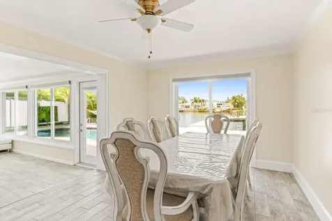 11240 7th Street E Treasure Island FL 33706