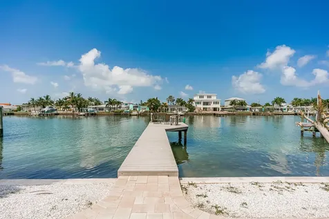 11240 7th Street E Treasure Island FL 33706