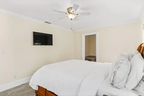 11240 7th Street E Treasure Island FL 33706