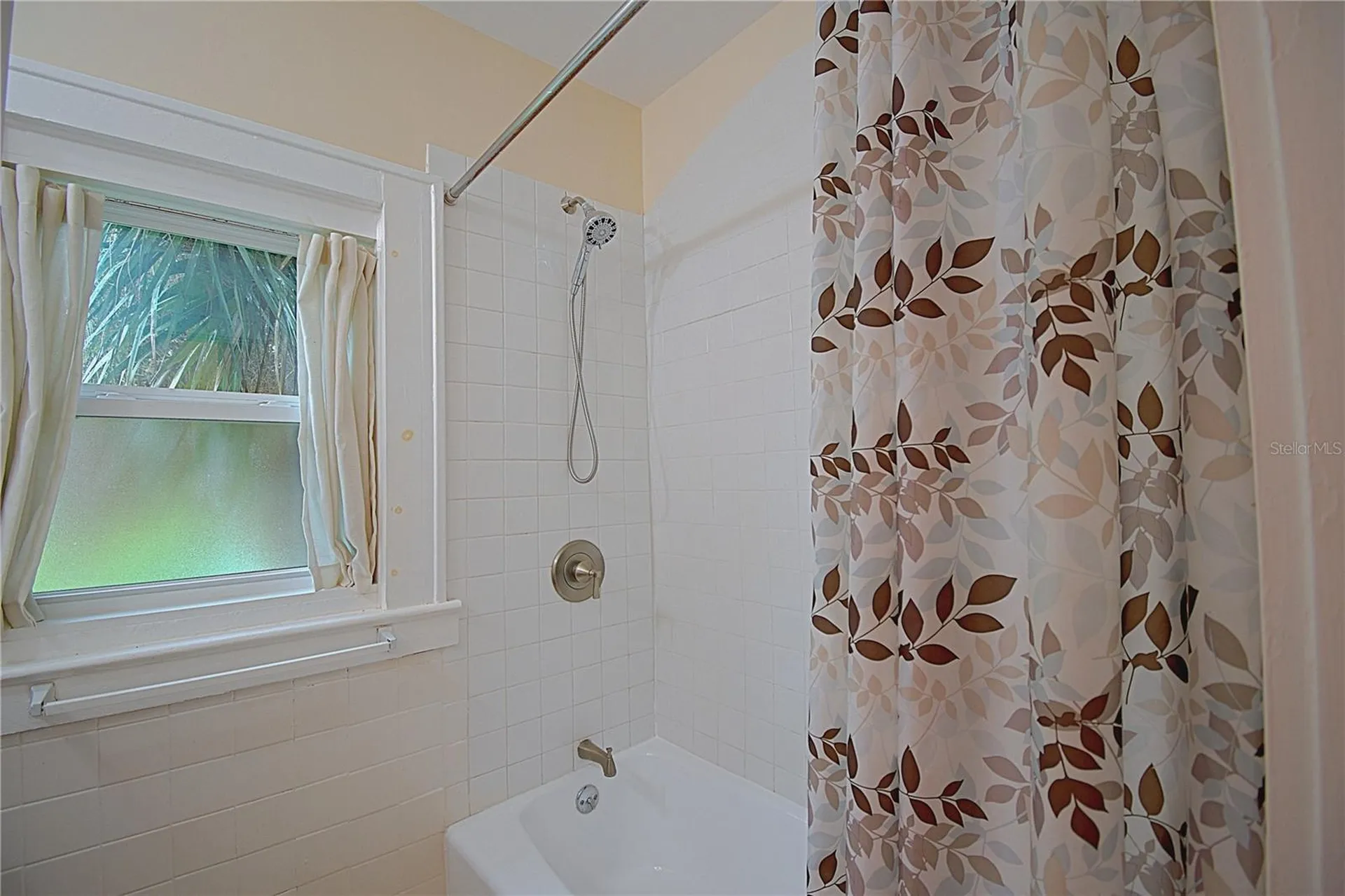 1136 Australia Avenue Daytona Beach FL 32114