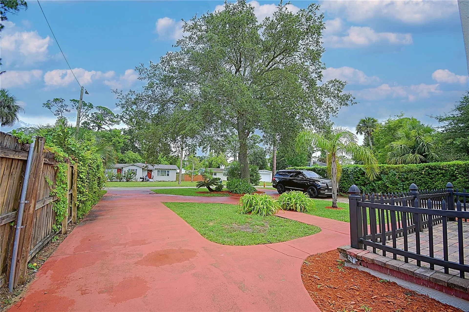 1136 Australia Avenue Daytona Beach FL 32114