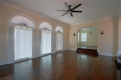 1136 Australia Avenue Daytona Beach FL 32114