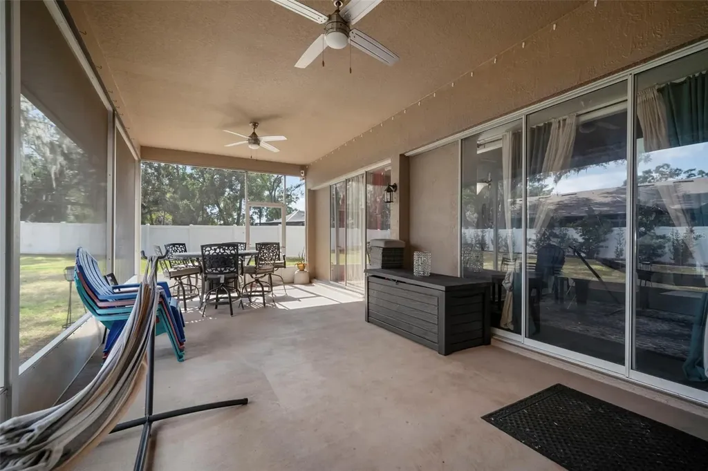 424 Summit Chase Drive Valrico FL 33594