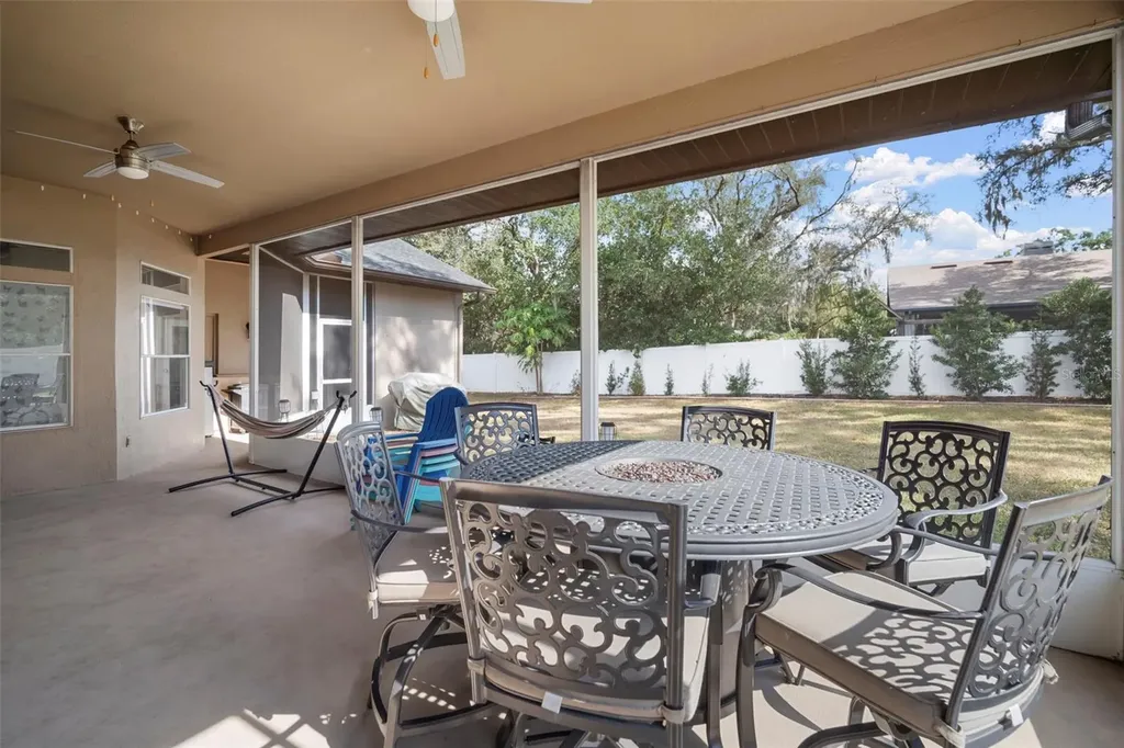 424 Summit Chase Drive Valrico FL 33594