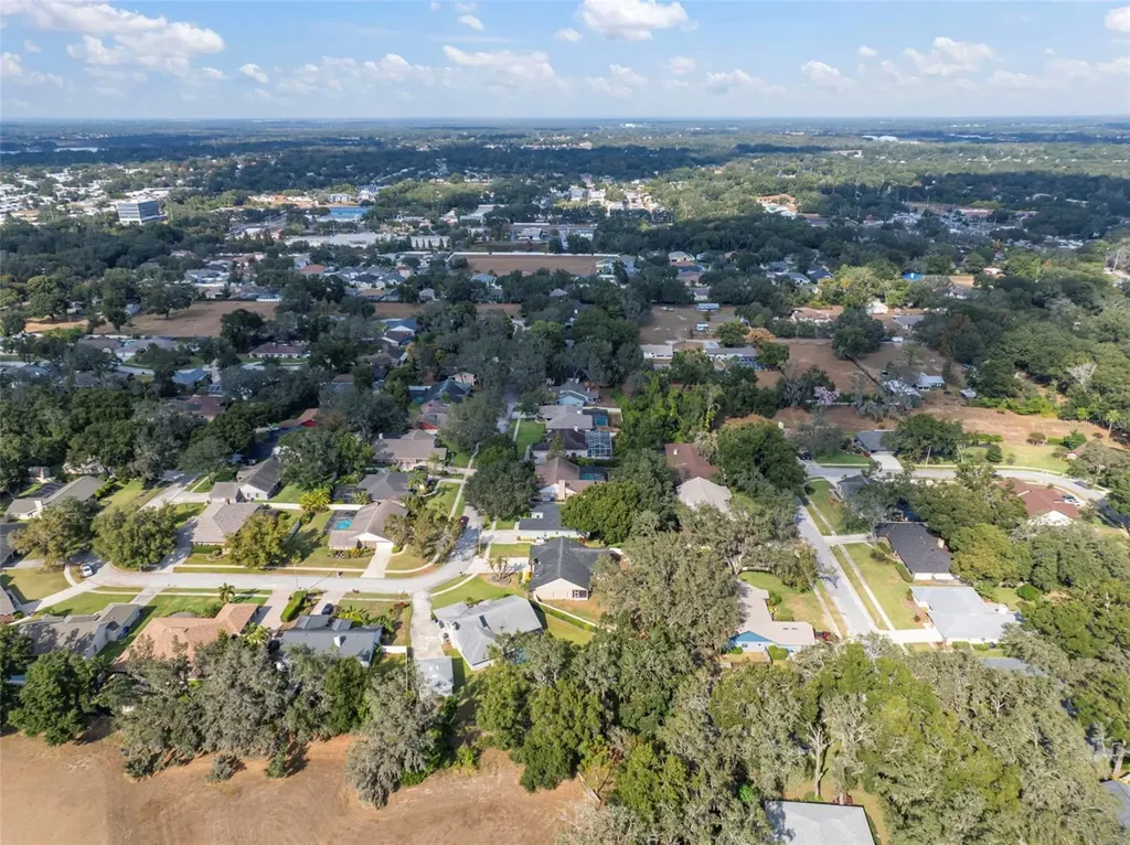 424 Summit Chase Drive Valrico FL 33594