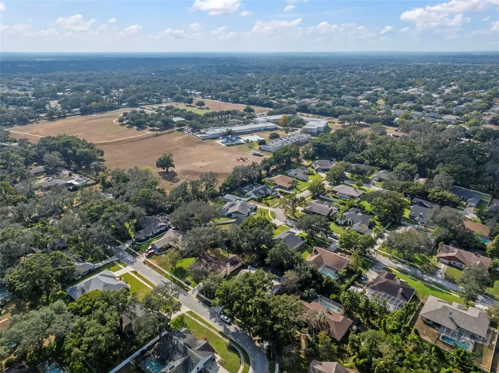 424 Summit Chase Drive Valrico FL 33594
