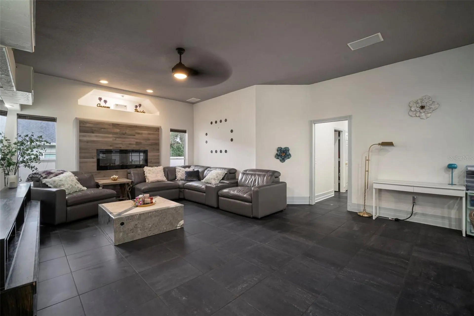 424 Summit Chase Drive Valrico FL 33594