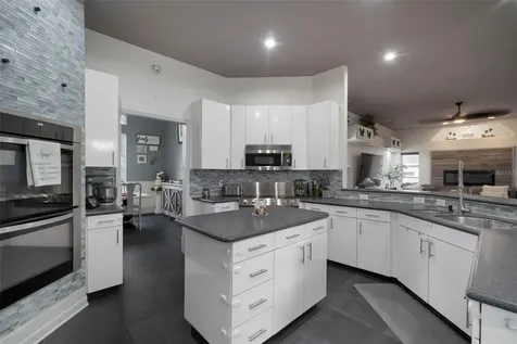 424 Summit Chase Drive Valrico FL 33594