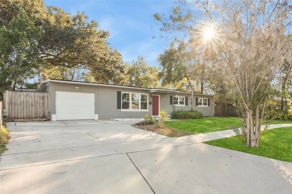 6322 Appian Way Orlando FL 32807