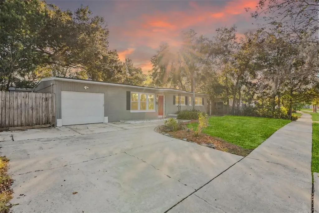 6322 Appian Way Orlando FL 32807