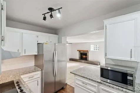 6322 Appian Way Orlando FL 32807