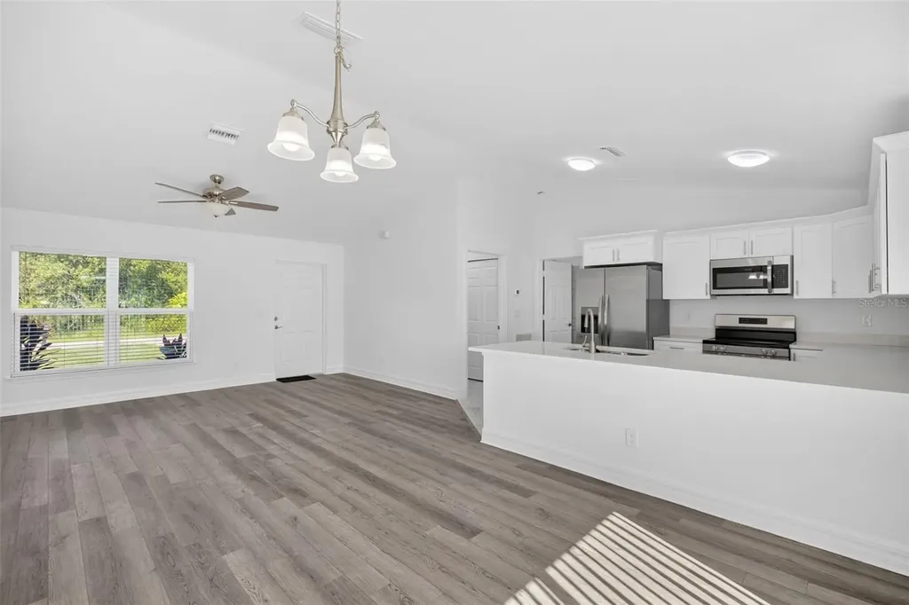 2814 NW 28th Avenue Cape Coral FL 33993