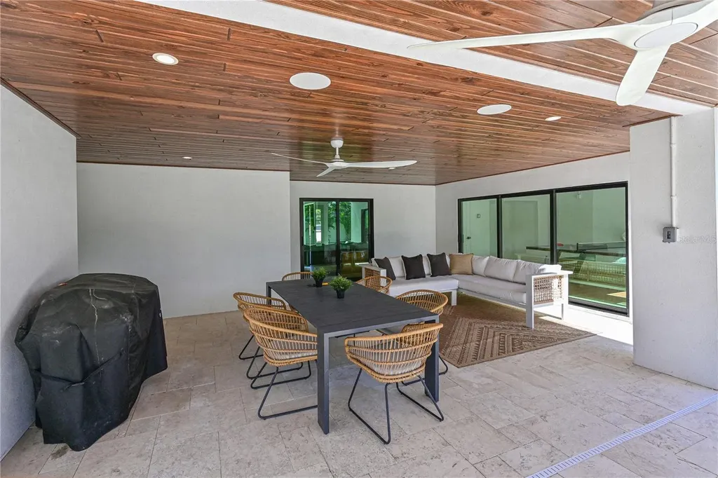 305 55th Street Holmes Beach FL 34217