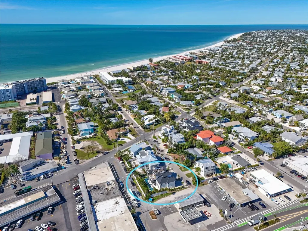 305 55th Street Holmes Beach FL 34217