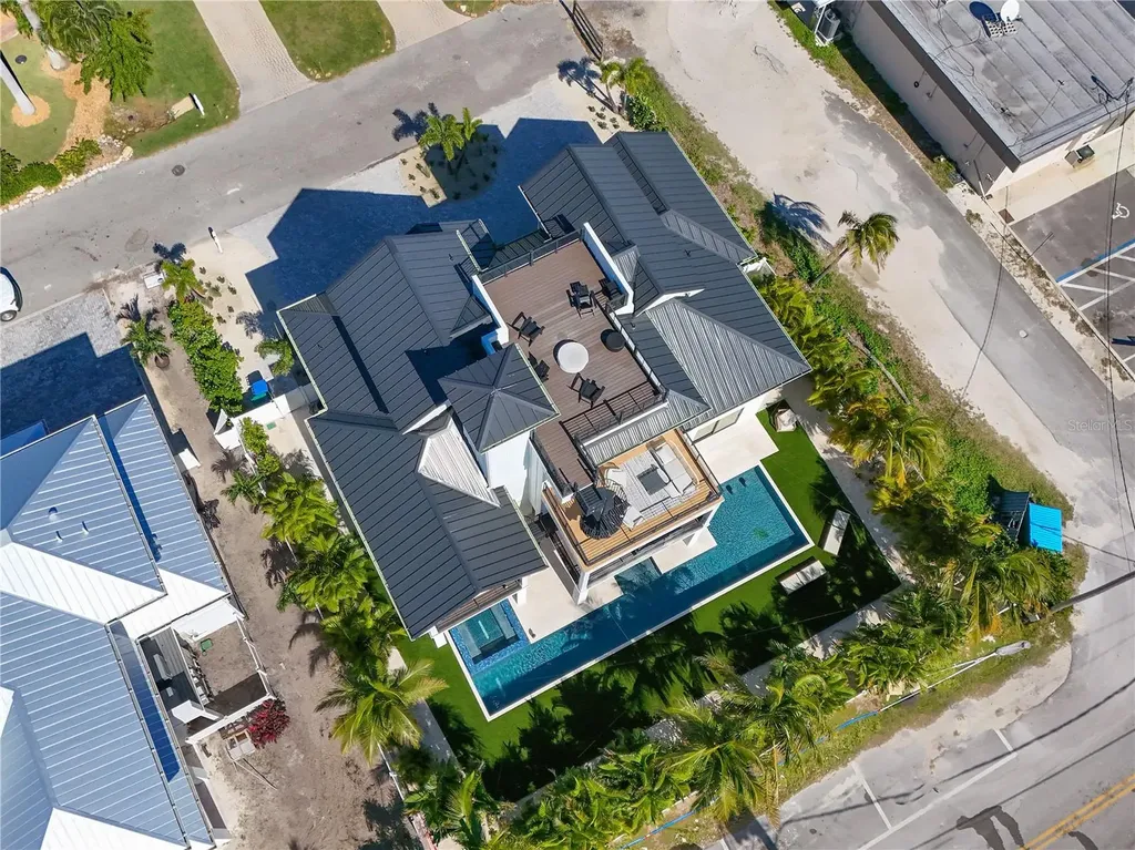 305 55th Street Holmes Beach FL 34217