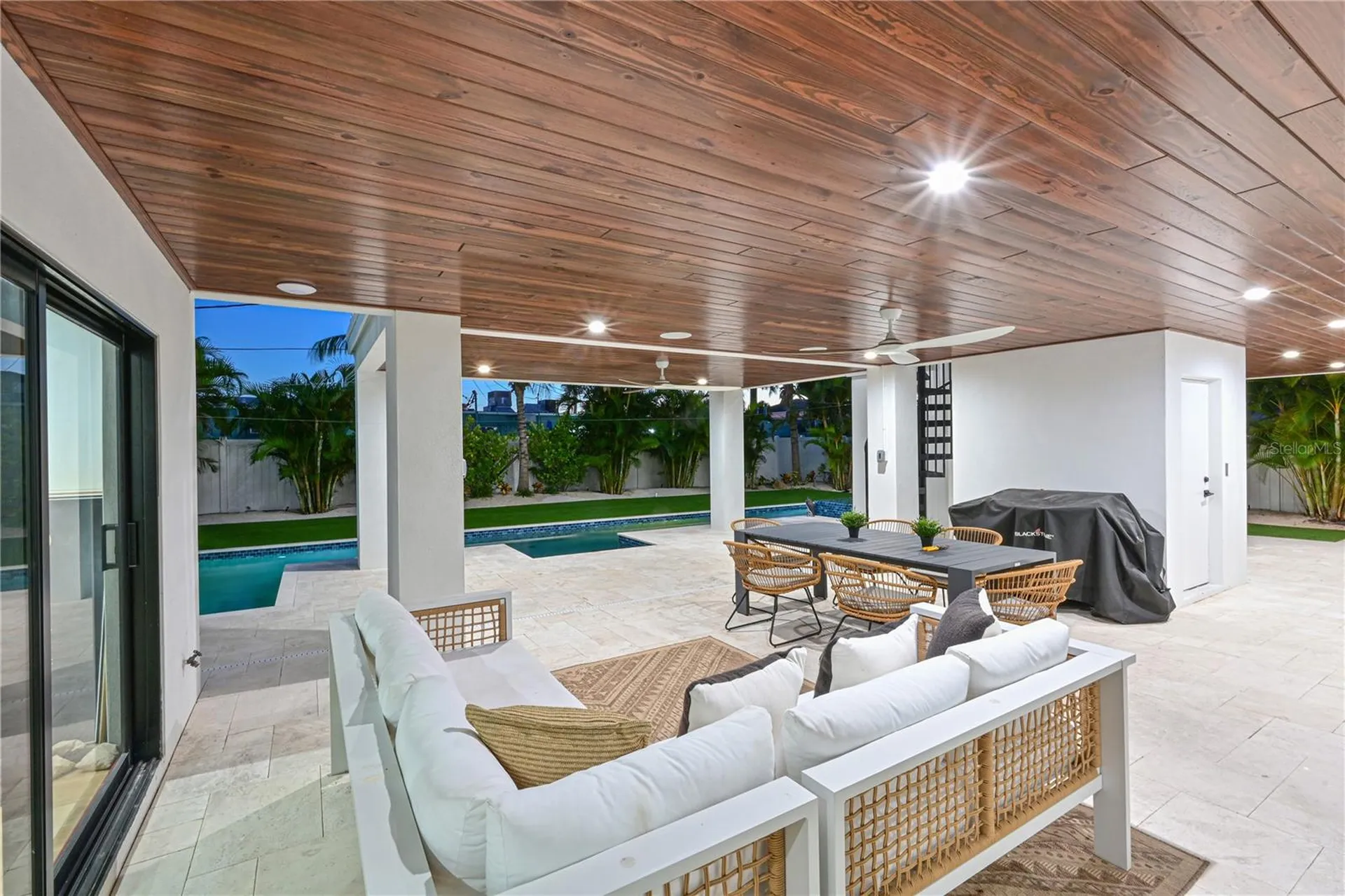305 55th Street Holmes Beach FL 34217