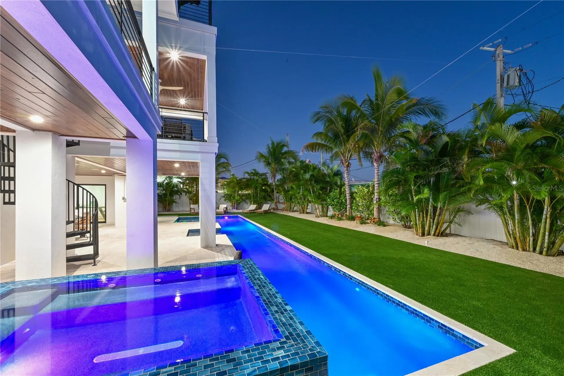 305 55th Street Holmes Beach FL 34217