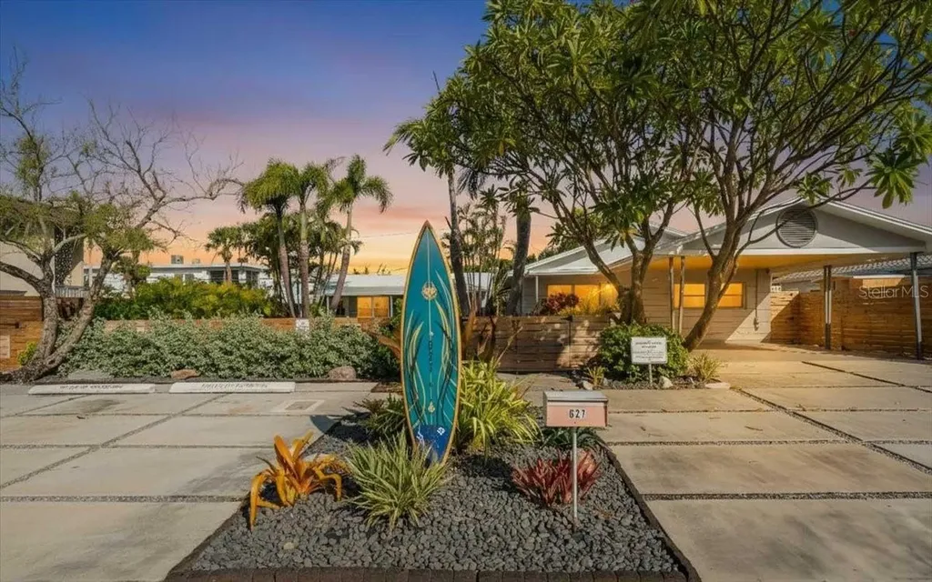 627 70th Avenue St Pete Beach FL 33706
