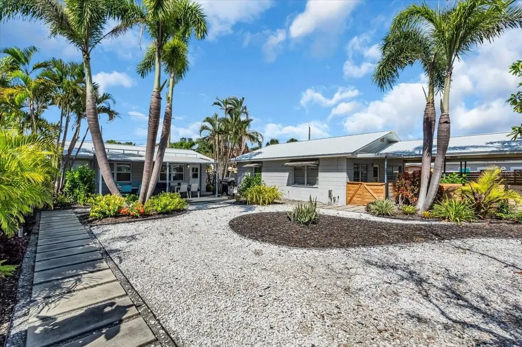 627 70th Avenue St Pete Beach FL 33706