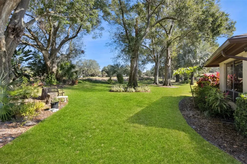 35 Pipers Pass Haines City FL 33844