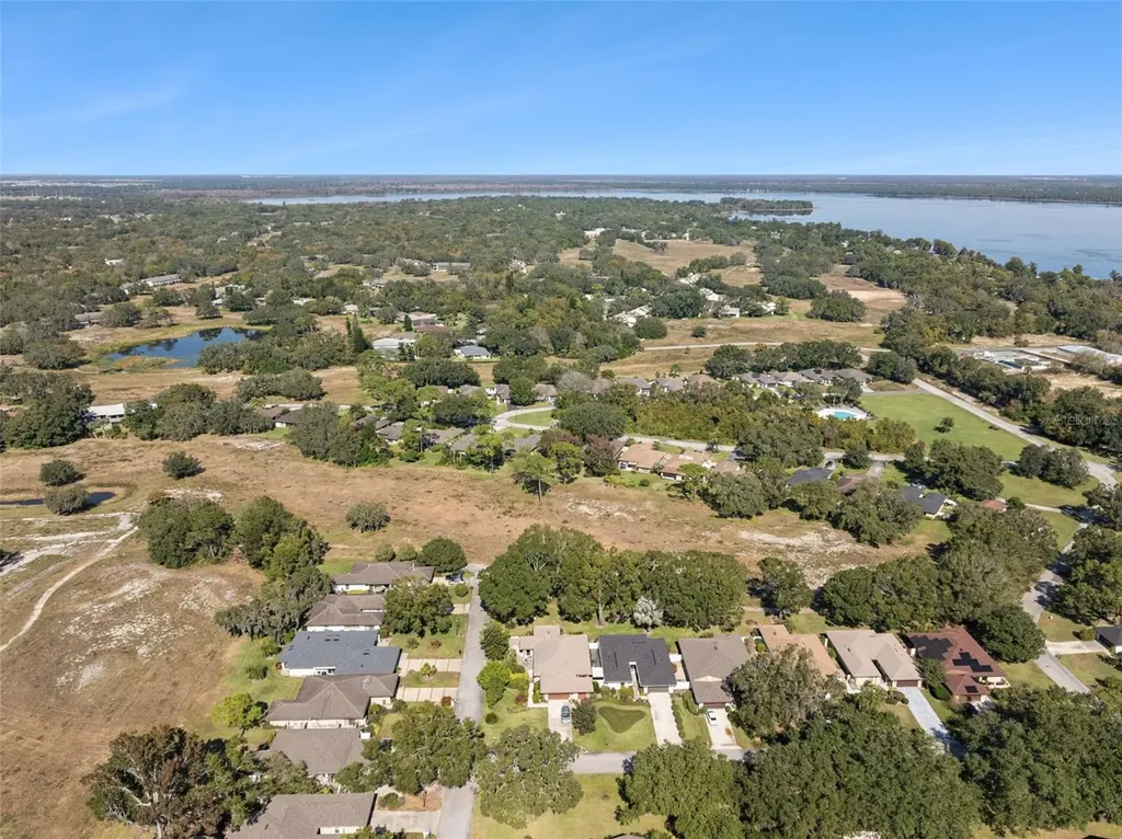 35 Pipers Pass Haines City FL 33844