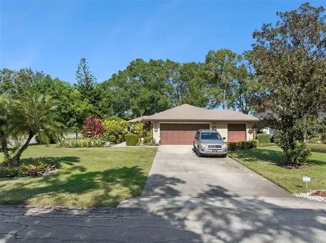 35 Pipers Pass Haines City FL 33844
