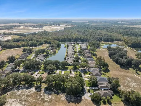35 Pipers Pass Haines City FL 33844