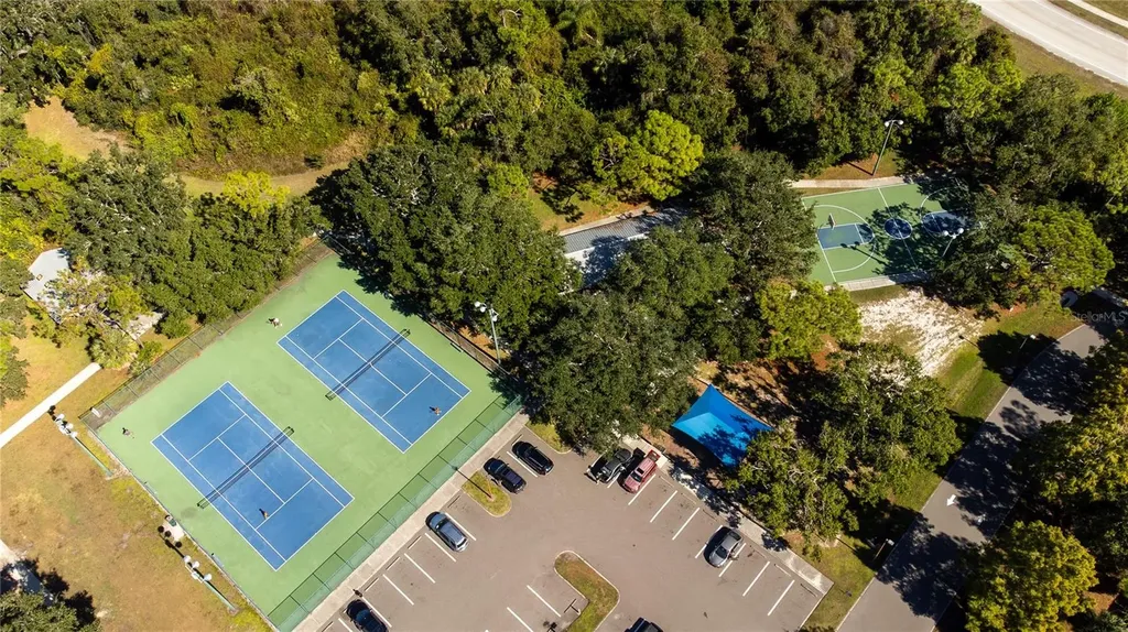 4461 Ascot Circle N Sarasota FL 34235