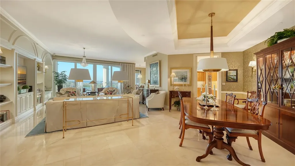 2050 Benjamin Franklin Drive Sarasota FL 34236