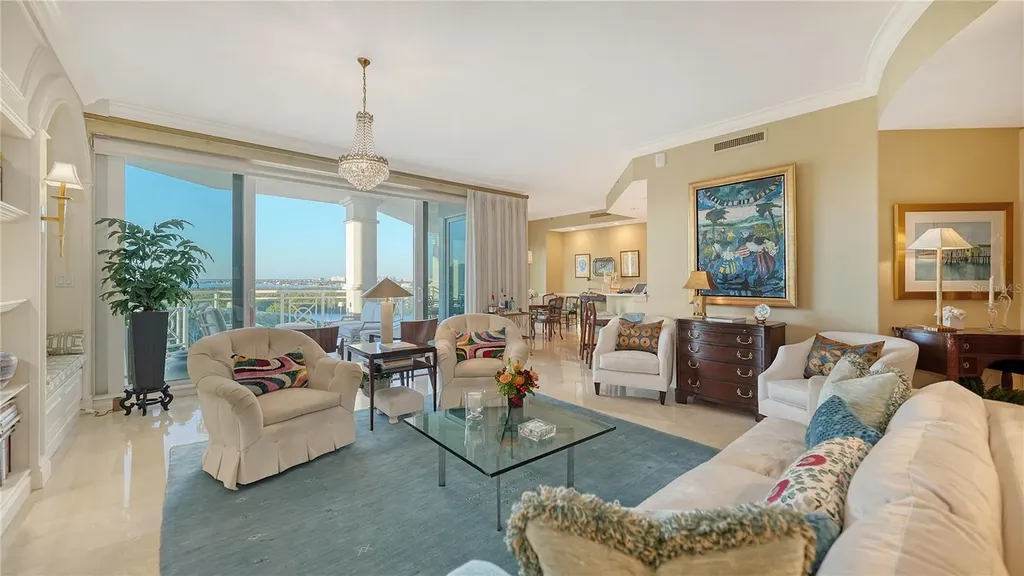 2050 Benjamin Franklin Drive Sarasota FL 34236