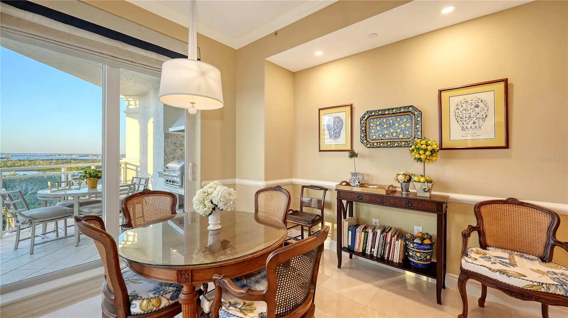 2050 Benjamin Franklin Drive Sarasota FL 34236