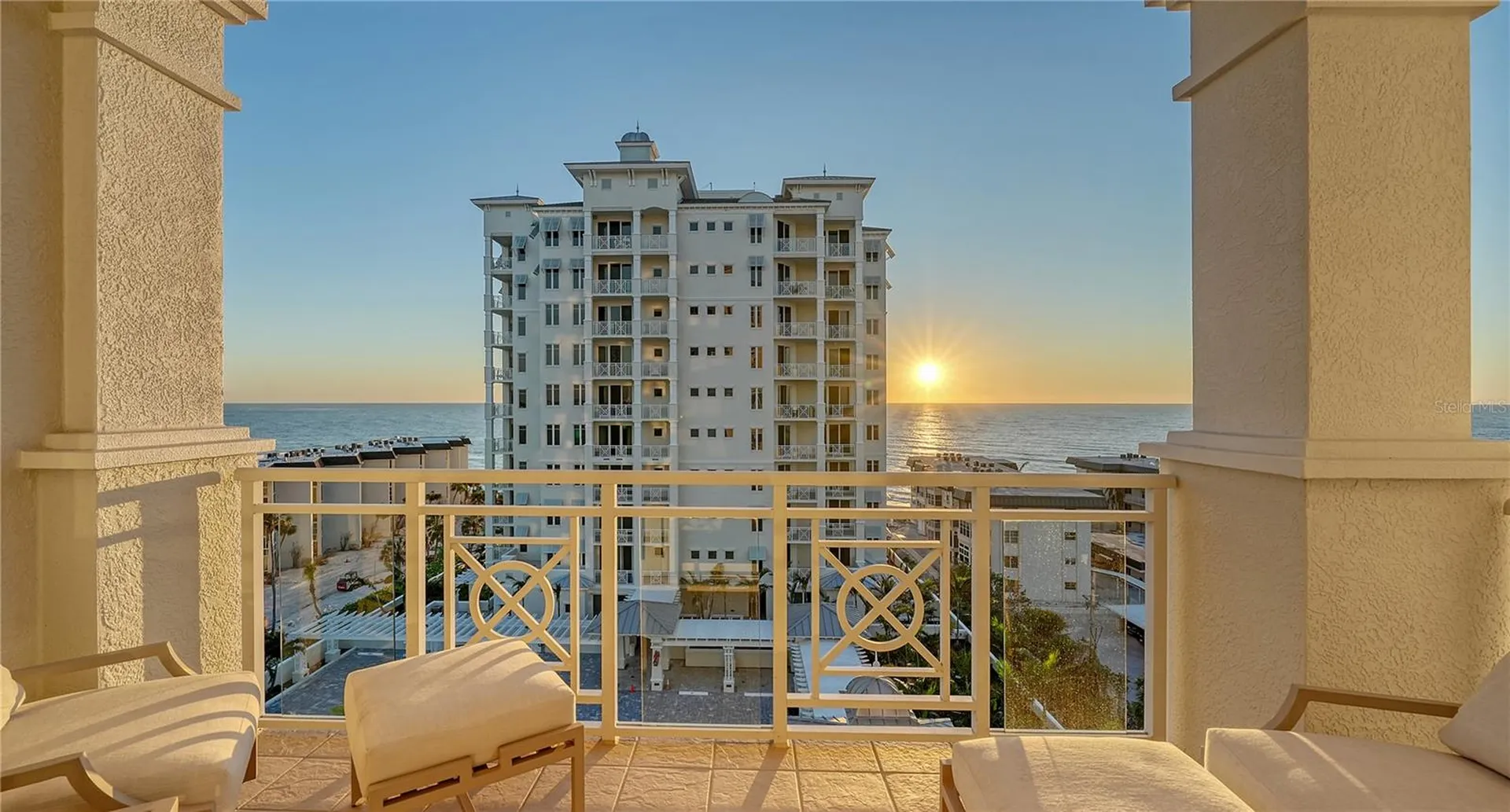 2050 Benjamin Franklin Drive Sarasota FL 34236