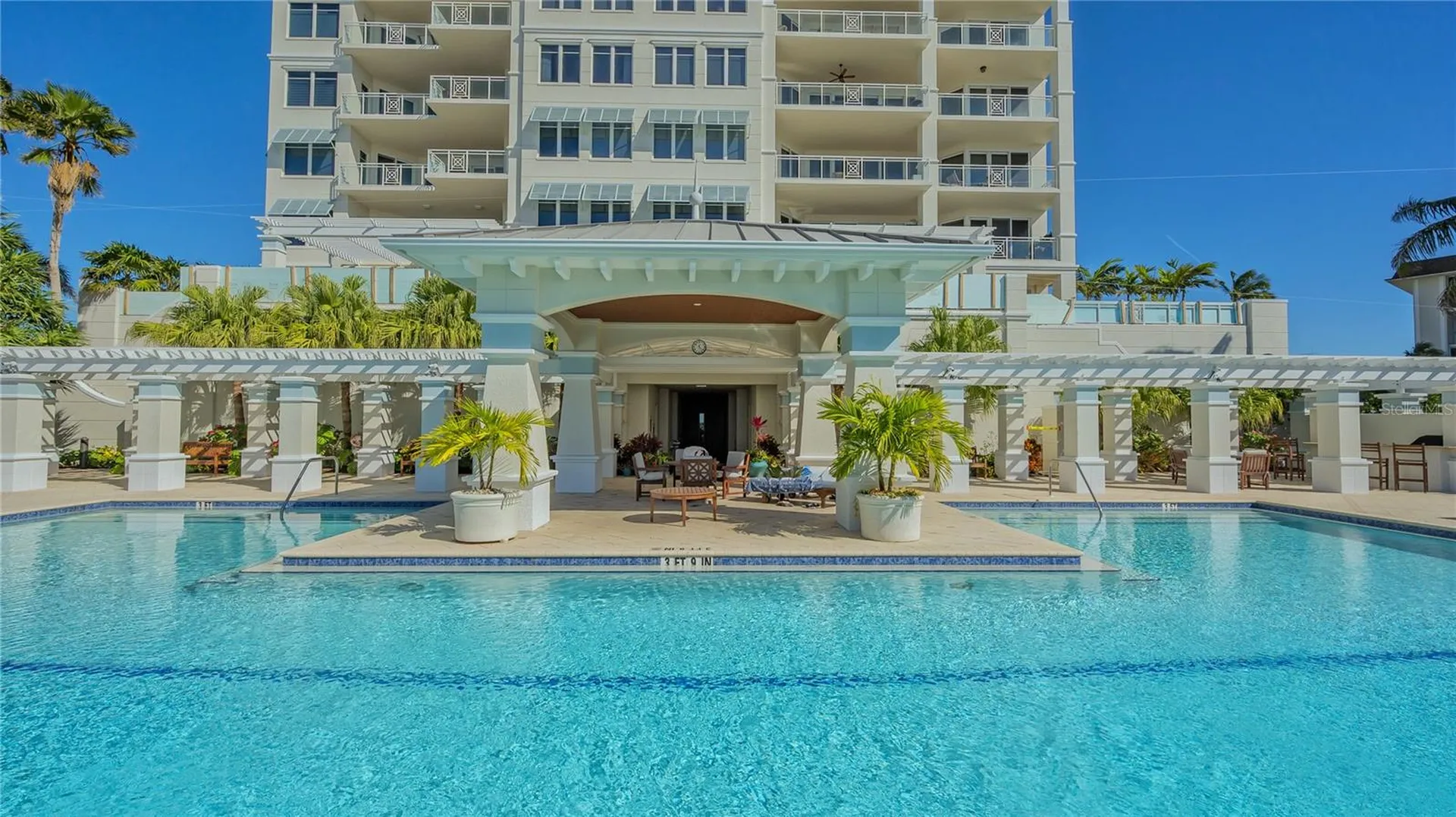 2050 Benjamin Franklin Drive Sarasota FL 34236