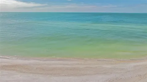 2050 Benjamin Franklin Drive Sarasota FL 34236