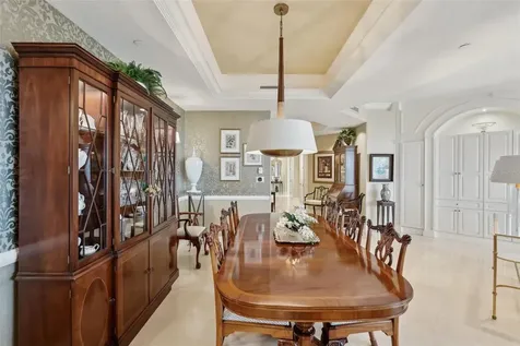 2050 Benjamin Franklin Drive Sarasota FL 34236