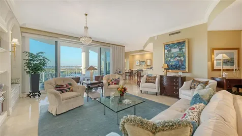2050 Benjamin Franklin Drive Sarasota FL 34236