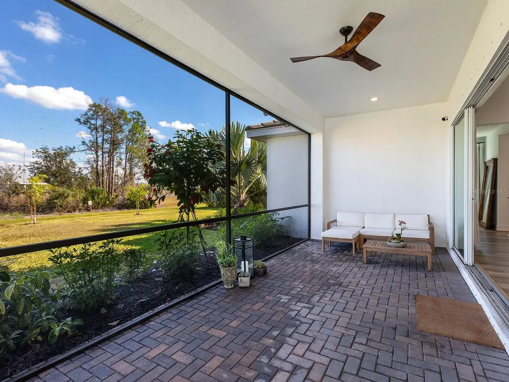 7857 Redonda Loop Lakewood Ranch FL 34202