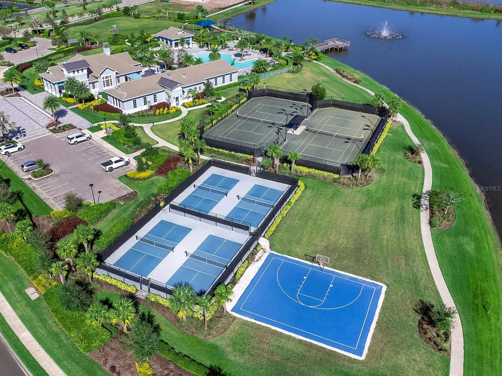 7857 Redonda Loop Lakewood Ranch FL 34202