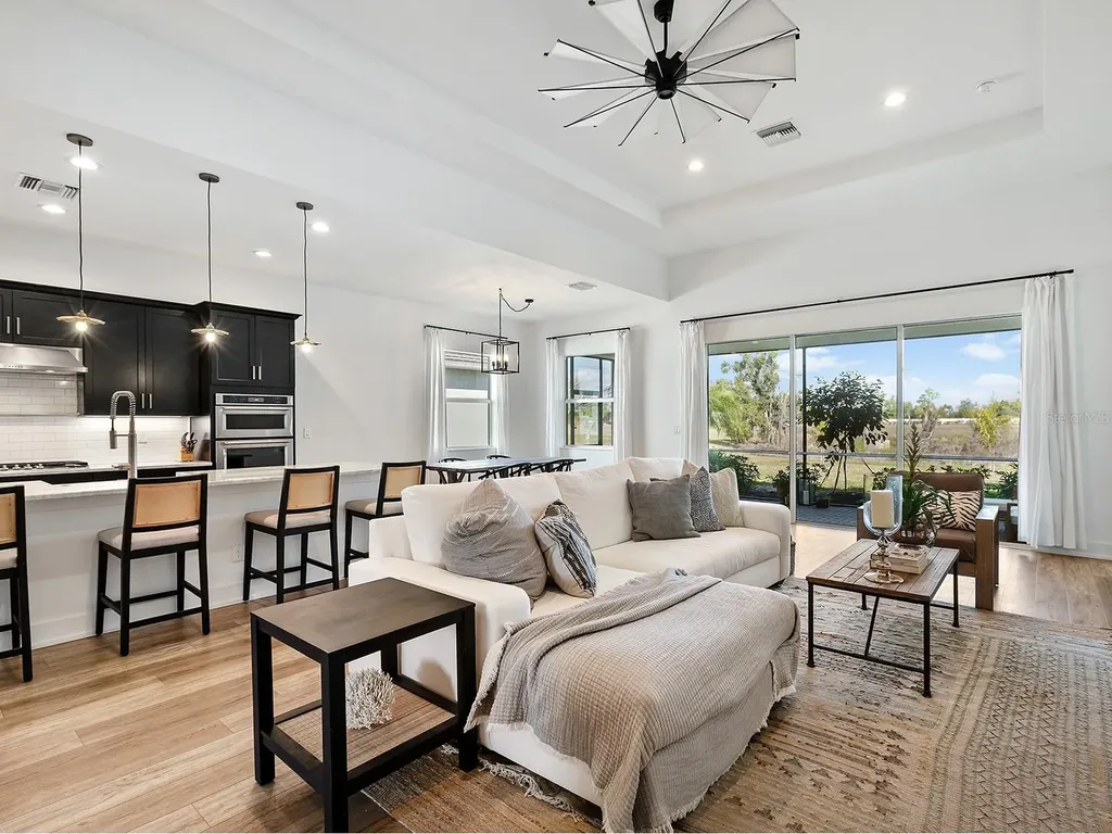 7857 Redonda Loop Lakewood Ranch FL 34202
