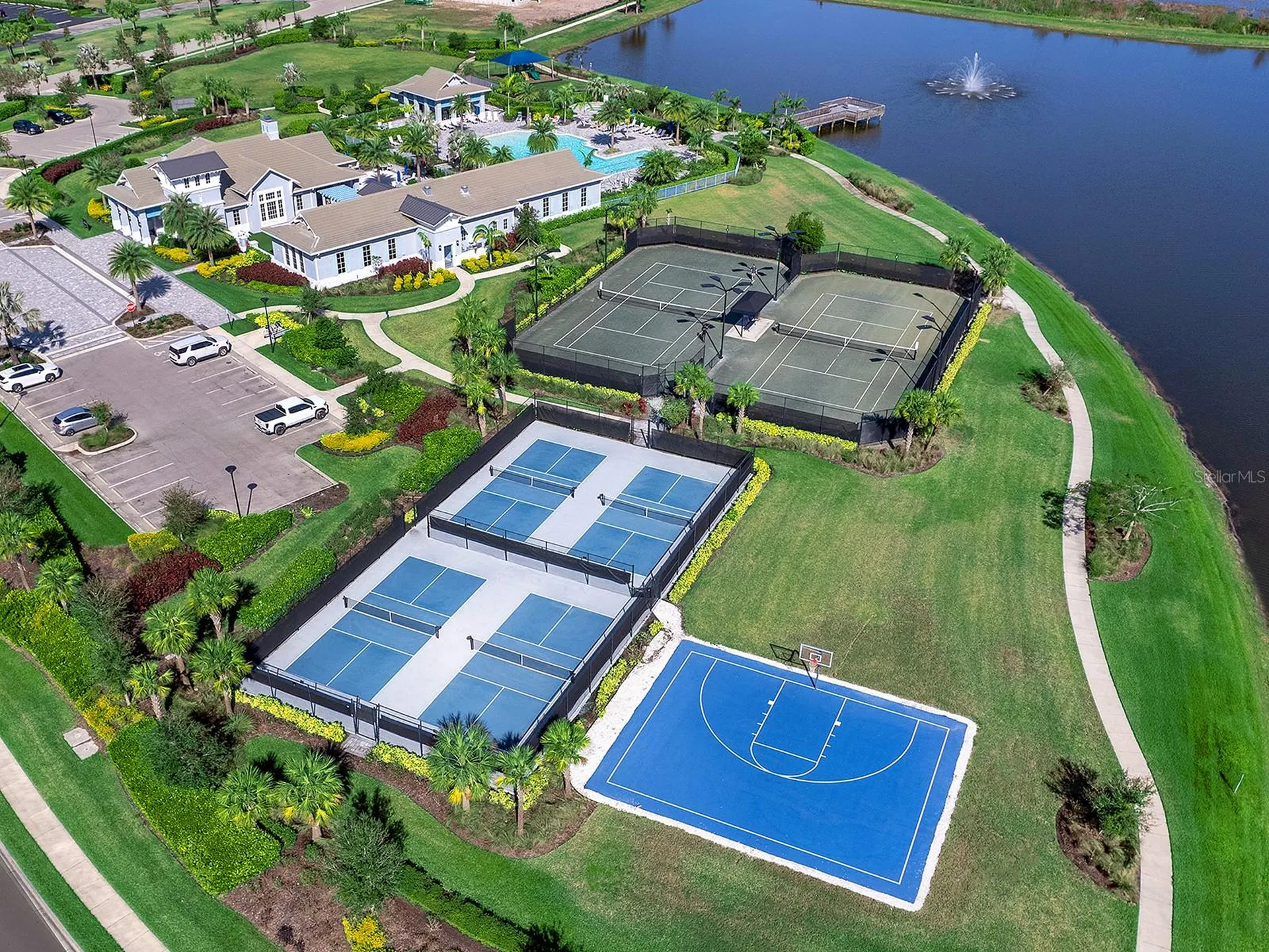 7857 Redonda Loop Lakewood Ranch FL 34202