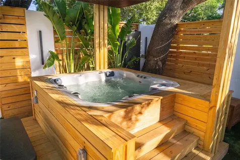 3513 N 15th Street Tampa FL 33605