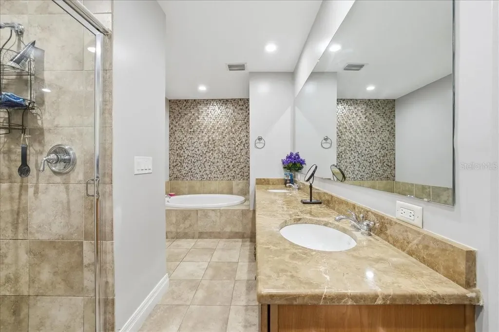 449 S 12th Street Tampa FL 33602